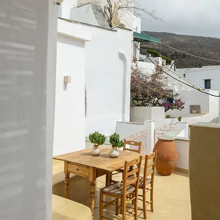 Holiday home Th_eros House Isternia (Tinos)